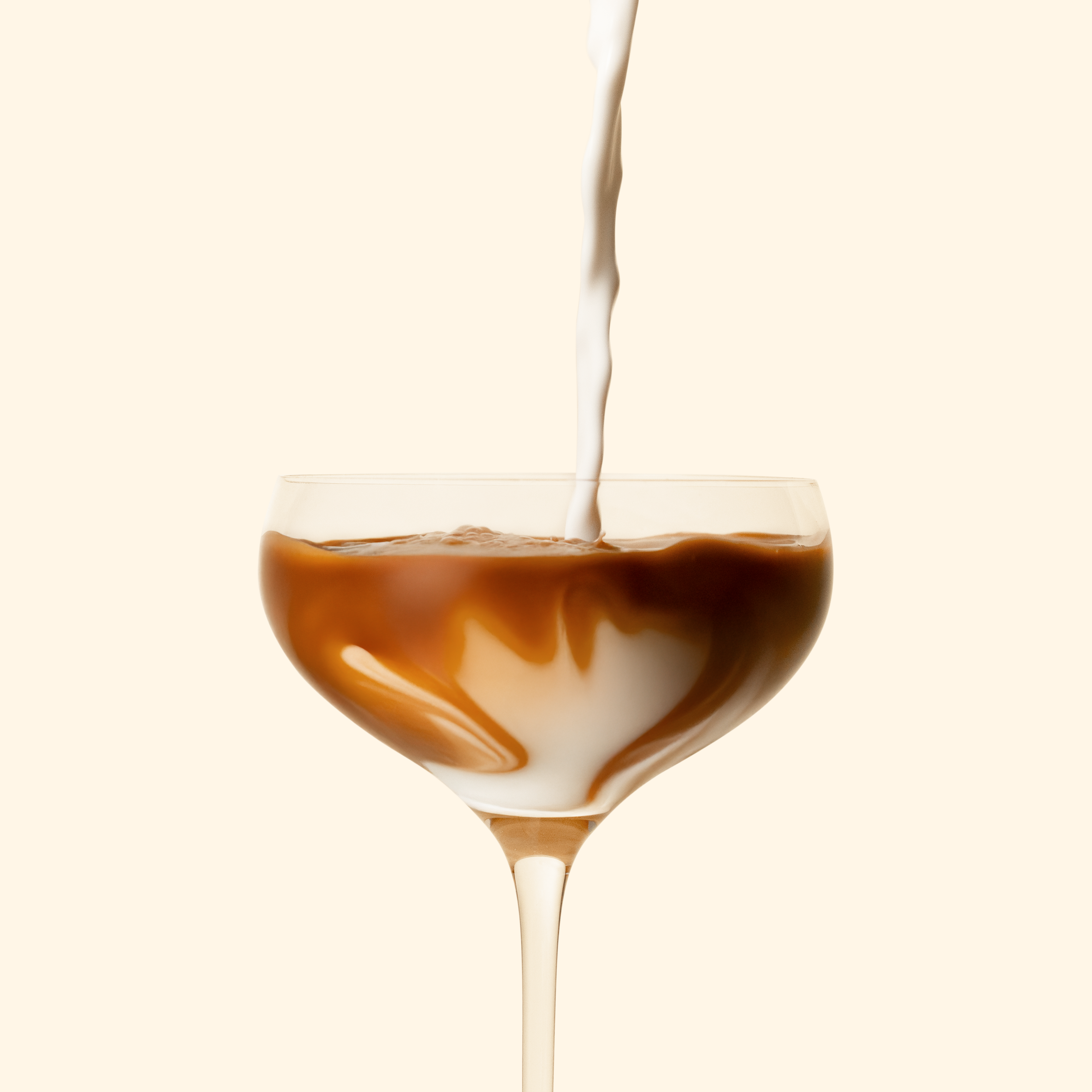 Cuillère doseuse en laiton doré